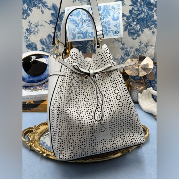 🆕 FURLA 🧿 NWOT Constanza Laser Cut Leather Drawstring Bucket Bag, Chalk - Picture 6 of 16